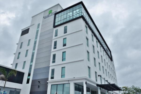 Гостиница Fuller Hotel Kulim  Кулим